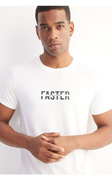 DeFacto DeFactoFit Slim Fit Dar Kesim Bisiklet Yaka Baskılı Sporcu Kısa Kollu Tişört D7811AX25SPWT34