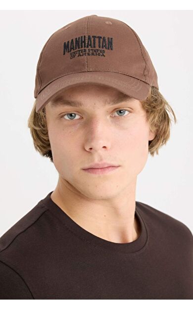 DeFacto Erkek Etiket Baskılı Dokuma Beyzbol Basketbol Şapkası D7820AX25SMBN285