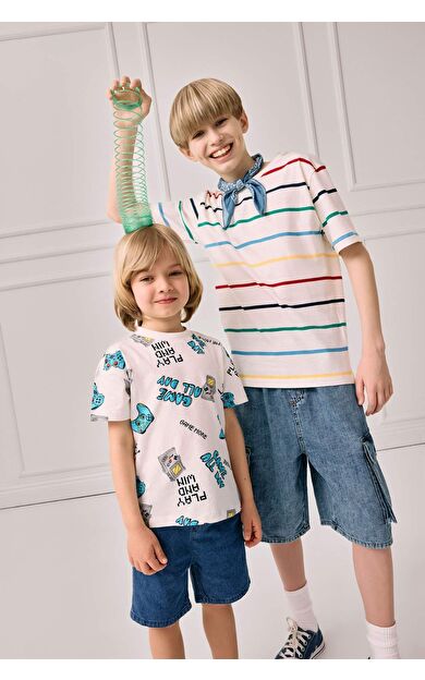 DeFacto Erkek Çocuk Regular Fit Bisiklet Yaka Çizgili Kısa Kollu Tişört D7866A825SMER105