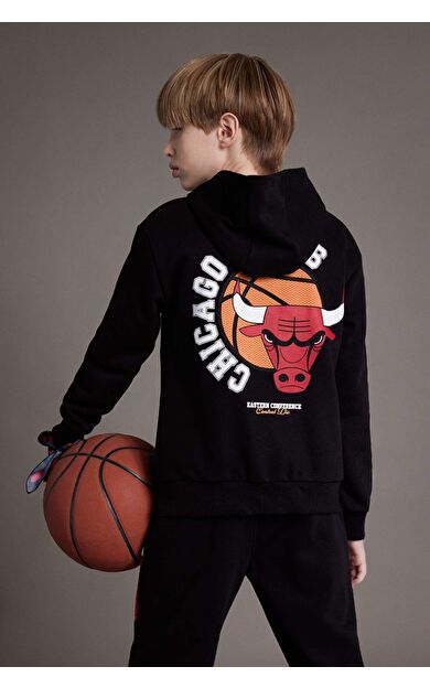 DeFacto Erkek Çocuk NBA Wordmark Kapüşonlu İçi Yumuşak Tüylü Sweatshirt