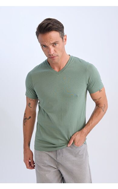 DeFacto New Regular Fit V Yaka Basic Düz Kısa Kollu Tişört D7938AX25SPKH458