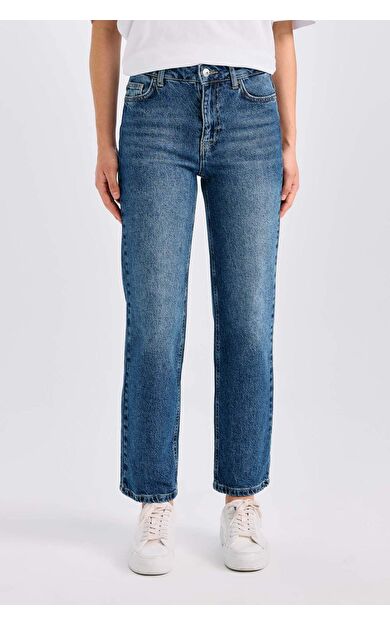 DeFacto Comfort Straaight Yüksek Bel Bilek Boy Jean Yıkamalı Pantolon D8154AX24WNNM34
