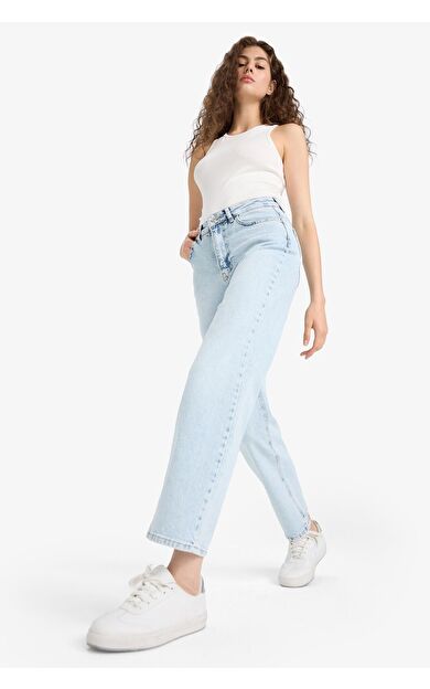 DeFacto Comfort Straight Yüksek Bel Bilek Boy Jean Yıkamalı Pantolon D8155AX25SMNM39