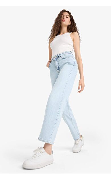 DeFacto Comfort Straight Yüksek Bel Bilek Boy Jean Yıkamalı Pantolon D8155AX25SMNM39