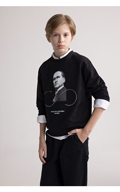 DeFacto Erkek Çocuk Regular Fit Bisiklet Yaka Atatürk Baskılı Sweatshirt