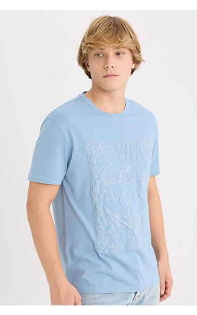 DeFacto Regular Fit Bisiklet Yaka Baskılı Kısa Kollu Tişört D8203AX25SPBE299