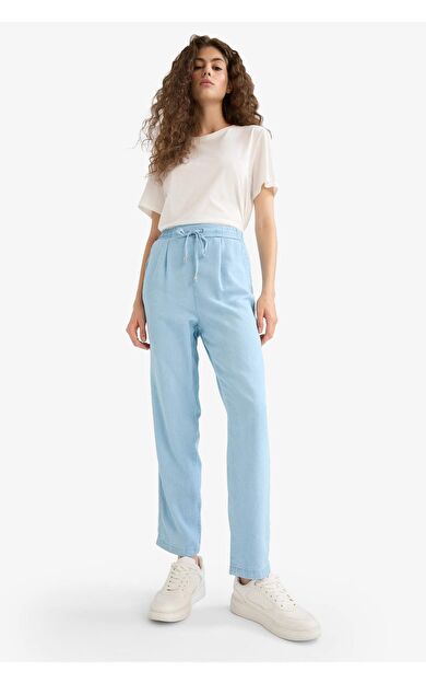 DeFacto Pull On Carrot Fit Yüksek Bel Bilek Boy Tensel Yıkamalı Pantolon D8236AX25SMNM85