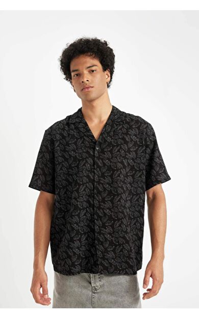 DeFactoFit Regular Fit Apaş Yaka Floral Poplin Kısa Kollu Gömlek