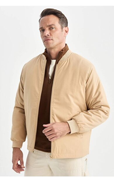 Su İtici Regular Fit Kolej Yaka Fermuar Kapamalı Çift Cepli Mevsimlik Hafif Bomber Mont Ceket