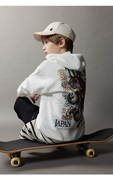 DeFacto Erkek Çocuk Oversize Geniş Kalıp Kapüşonlu Sweatshirt