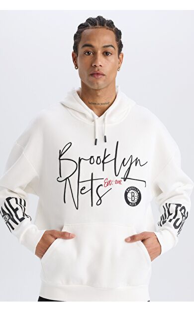 DeFacto DeFactoFit NBA Brooklyn Nets Oversize Geniş Kalıp Kapüşonlu Kalın Sporcu Sweatshirt