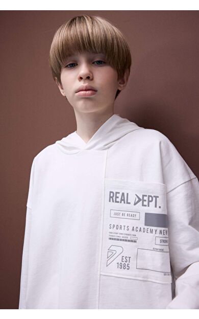 DeFacto Erkek Çocuk Oversize Geniş Kalıp Kapüşonlu Baskılı Sweatshirt D8535A825SPWT32