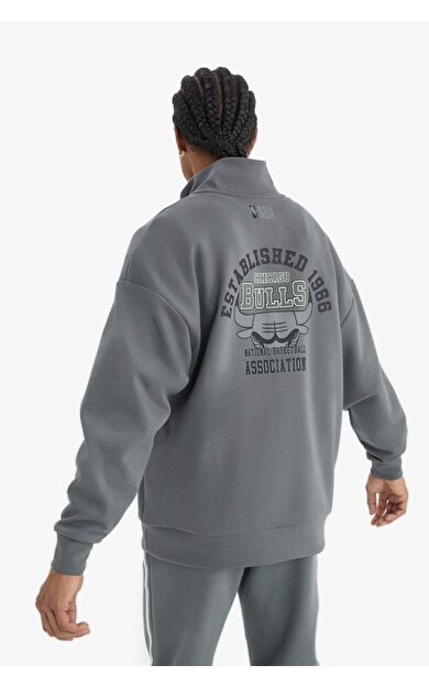 DeFactoFit NBA Chicago Bulls Oversize Geniş Kalıp Fermuarlı Dik Yaka Skuba Dalgıç Kumaş Sweatshirt