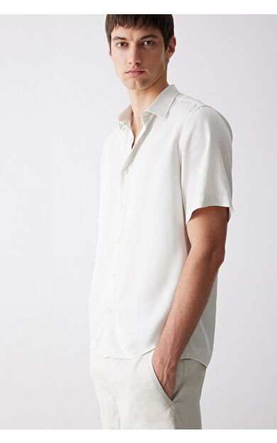 DeFacto Relax Fit Polo Yaka Pamuklu Yazlık Kısa Kollu Gömlek D8875AX25SMBG686