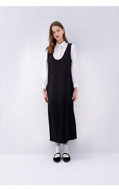 DeFacto Relax Fit Yuvarlak Yaka Skuba Dalgıç Kumaş Kolsuz Siyah Midi Elbise