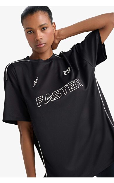 DeFactoFit Oversize Geniş Kalıp Bisiklet Yaka Slogan Baskılı Sporcu Kısa Kollu Tişört D9033AX25SPBK81