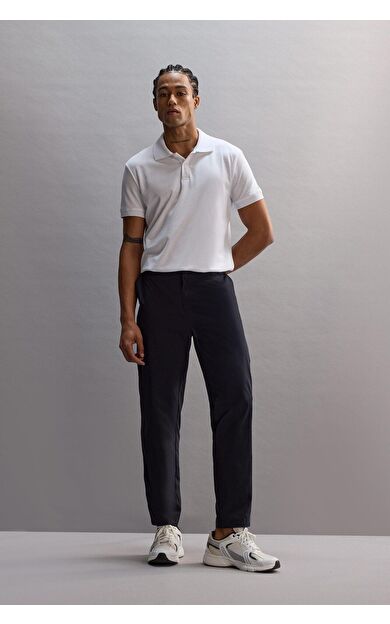 DeFacto DeFactoFit Slim Fit Dar Kesim Standart Paça Dokuma Sporcu Pantolon D9247AX25AUBK81