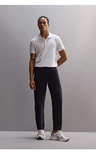 DeFacto DeFactoFit Slim Fit Dar Kesim Standart Paça Dokuma Sporcu Pantolon D9247AX25AUBK81