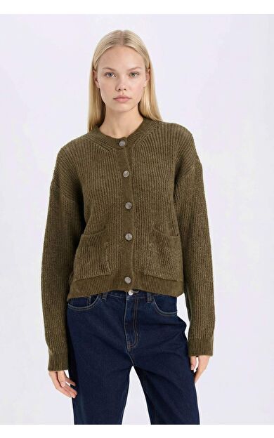 Regular Fit Bisiklet Yaka Düğmeli Triko Hırka