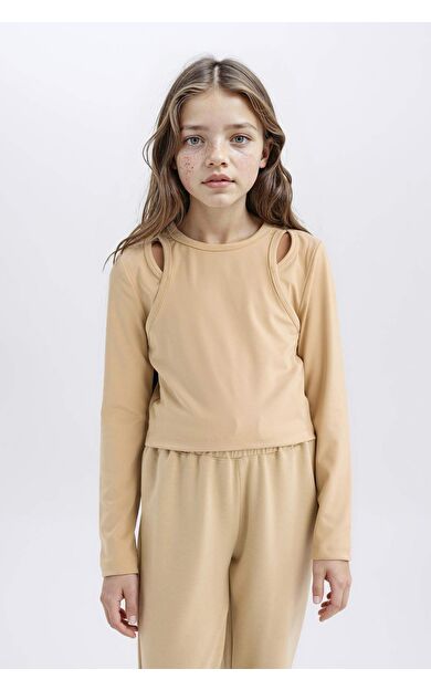 DeFacto Kız Çocuk Slim Fit Dar Kesim Bisiklet Yaka Fitilli Kaşkorse Uzun Kollu Tişört D9786A825SPBG203