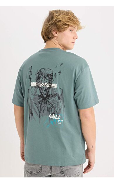 DeFacto Batman Boxy Fit Bisiklet Yaka Baskılı Kısa Kollu Tişört D9845AX25SPGN463