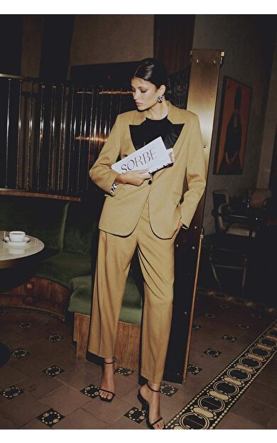 Sorbe x DeFacto Tapered Fit Yüksek Bel Pensli Düz Paça Cepli Pantolon