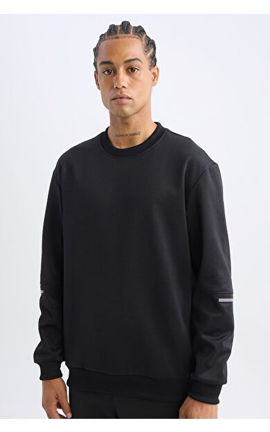 DeFacto DeFactoFit Standart Fit Bisiklet Yaka Sporcu Sweatshirt E0073AX24WNBK81
