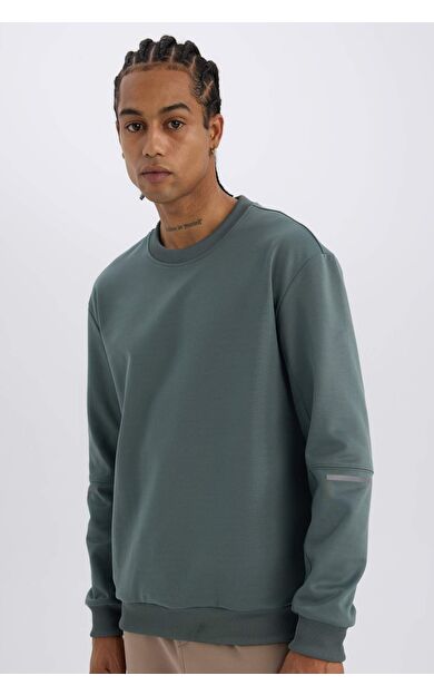 DeFacto DeFactoFit Standart Fit Bisiklet Yaka Basic Düz Sporcu Sweatshirt E0073AX24WNGN1019