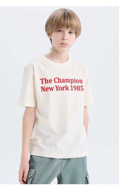 DeFacto Erkek Çocuk Regular Fit Bisiklet Yaka Baskılı Kısa Kollu Tişört E0078A825SMWT32