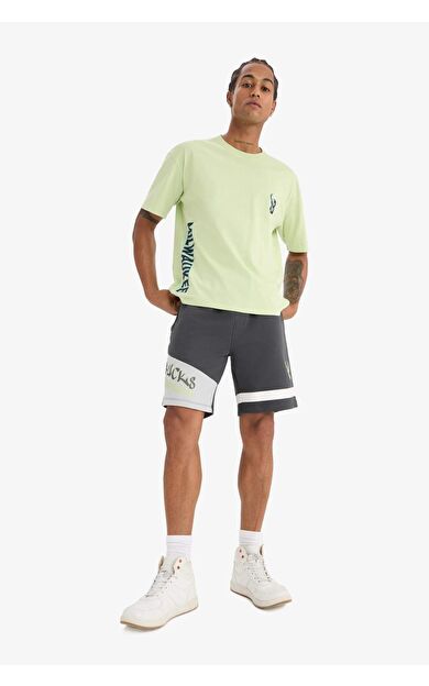 DeFactoFit NBA Milwaukee Bucks Standart Fit Kısa Paça Şort E0212AX25SPAR231