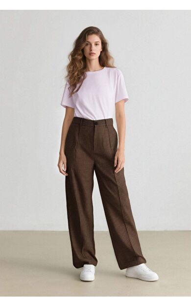 DeFacto Carrot Fit Yüksek Bel Pensli Cepli Kısa Paça Pantolon