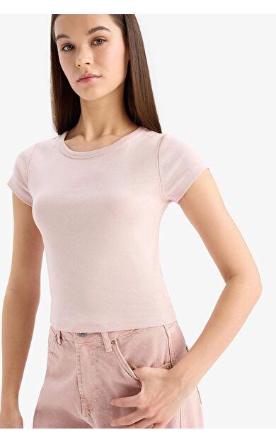 Afra x Defacto Coool Fitted Ribana Kısa Kollu Tişört