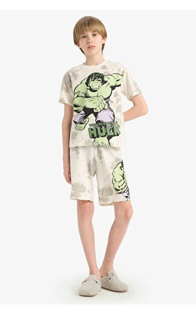 DeFacto Erkek Çocuk Marvel Comics Pijama Takımı Kısa Kollu Üst Beli Lastikli Şort