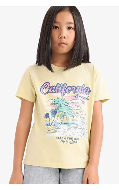 DeFacto Kız Çocuk Regular Fit Bisiklet Yaka Anime Baskılı Kısa Kollu Tişört E0351A825SMGN654