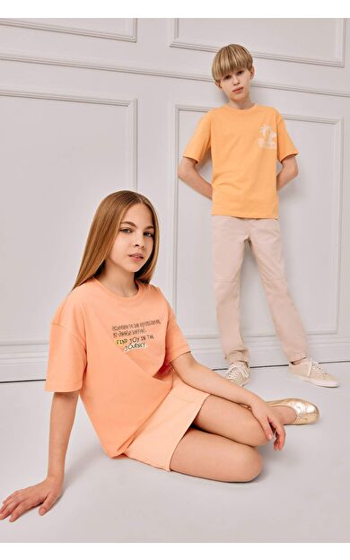 DeFacto Kız Çocuk Relax Fit Bisiklet Yaka Slogan Baskılı Kısa Kollu Tişört E0353A825SMOG189