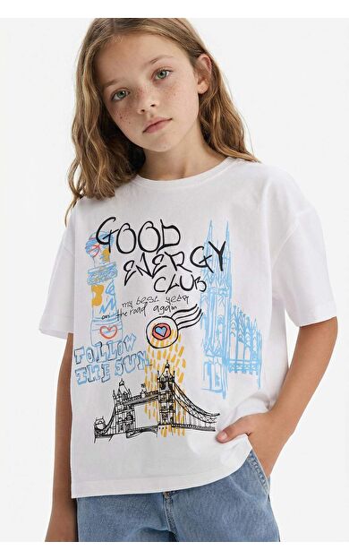 DeFacto Kız Çocuk Oversize Geniş Kalıp Bisiklet Yaka Baskılı Kısa Kollu Tişört E0356A825SMWT34