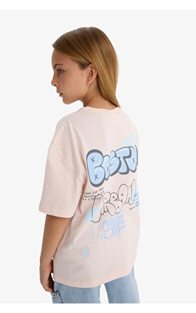 DeFacto Kız Çocuk Oversize Geniş Kalıp Bisiklet Yaka Sırt Baskılı Kısa Kollu Tişört E0357A825SMPN447