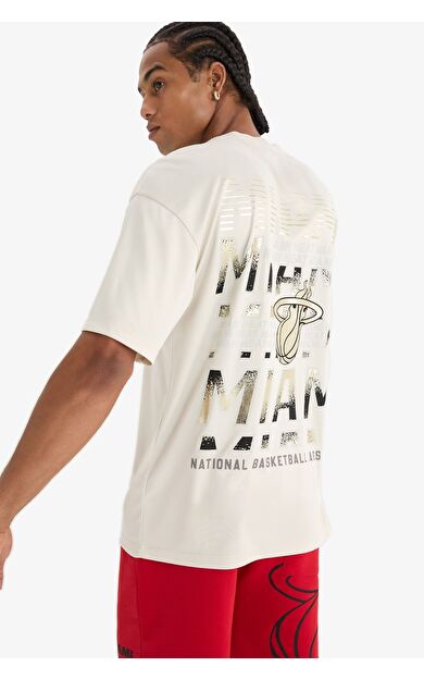 DeFacto DeFactoFit NBA Miami Heat Boxy Fit Bisiklet Yaka Sırt Baskılı Kısa Kollu Tişört