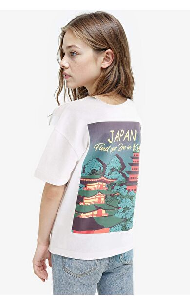 DeFacto Kız Çocuk Relax Fit Bisiklet Yaka Sırt Baskılı Kısa Kollu Tişört E0387A825SMWT34