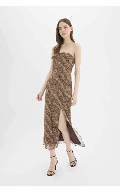 A Kesim Straplez Hayvan Baskılı Tül Kolsuz Maxi Elbise