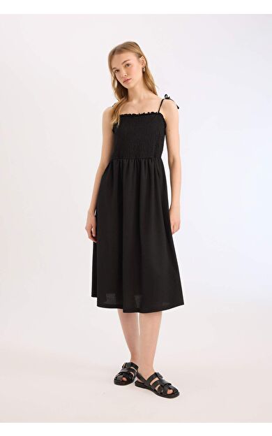 A Kesim Straplez Bürümcük Askılı Midi Elbise