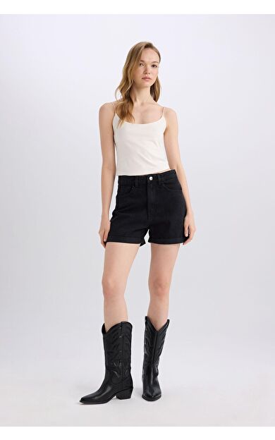 DeFacto Mom Fit Yüksek Bel Katlamalı Paça Jean Şort E0519AX25SMNM40