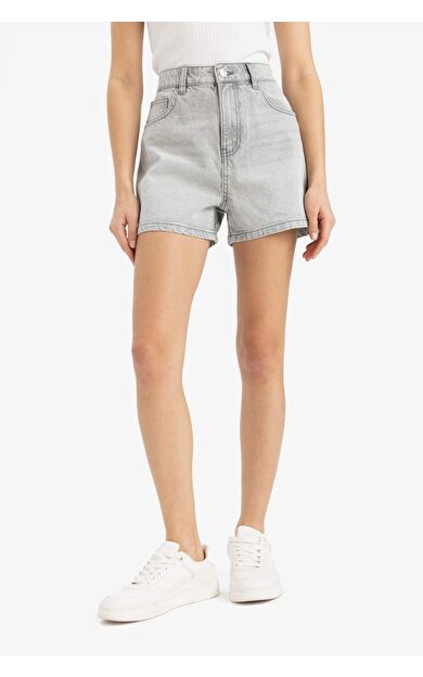 DeFacto Mom Fit Yüksek Bel Kısa Paça Jean Şort E0528AX25SMNM55