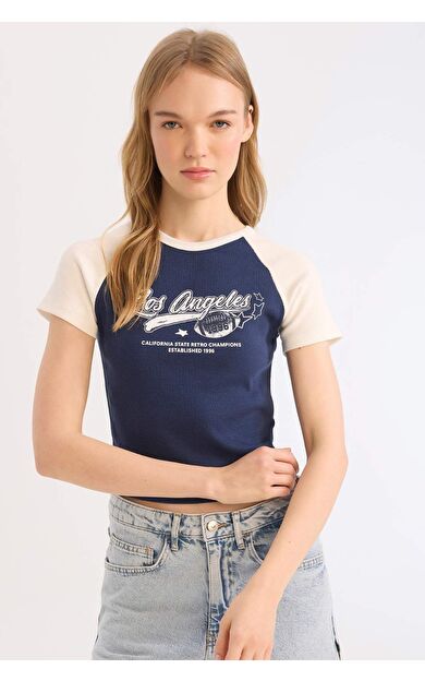 Coool Fitted Bisiklet Yaka Baskılı Fitilli Kaşkorse Kısa Kollu Tişört E0656AX25SMNV241