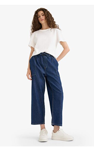 DeFacto Pull On Carrot Fit Yüksek Bel Crop Fit Yumuşak Jean Pantolon E0956AX25SMNM28