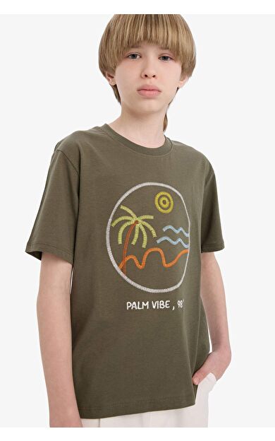 DeFacto Erkek Çocuk Bisiklet Yaka Nakışlı Kısa Kollu Tişört E0964A825SMKH261