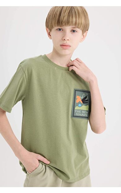 DeFacto Erkek Çocuk Bisiklet Yaka Nakışlı Kısa Kollu Tişört E0966A825SMKH461