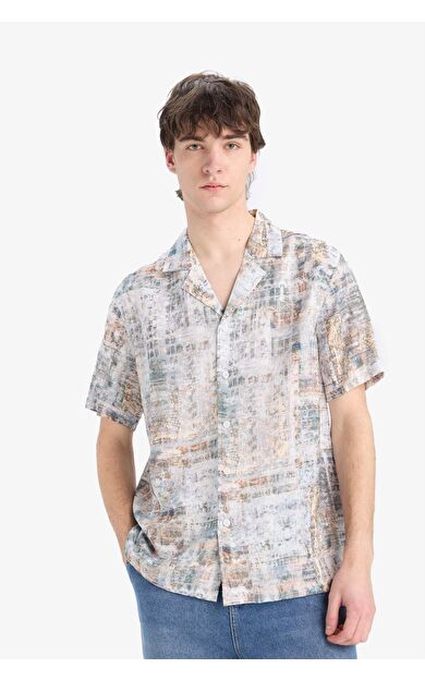 DeFacto Regular Fit Apaş Yaka Baskılı Yazlık Kısa Kollu Gömlek E1060AX25SMKH488