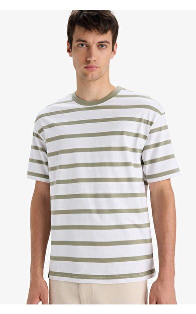 DeFacto Boxy Fit Bisiklet Yaka Kısa Kollu Tişört E1160AX25AUGN931