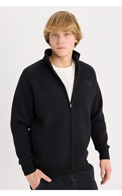 DeFacto Boxy Fit Dik Yaka Baskılı İçi Yumuşak Tüylü Hırka E1367AX25SPBK81